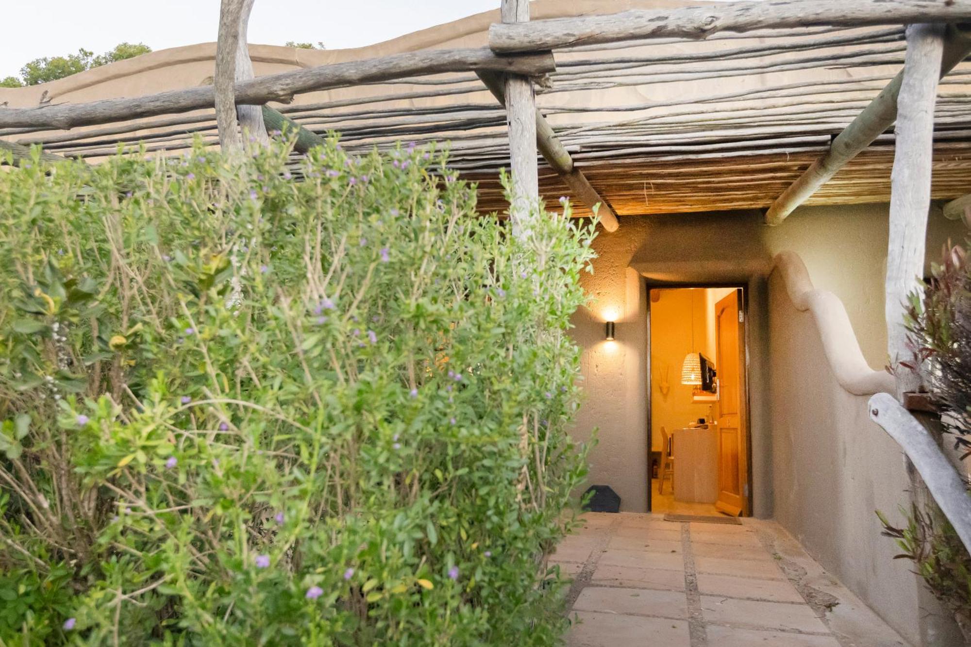 Garden Route Game Lodge Albertinia Exterior foto
